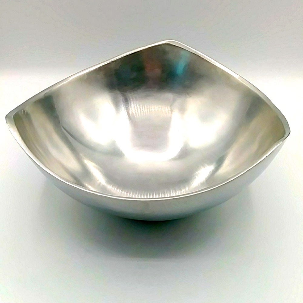 Nambé #528 Large Tri Corner Aluminum Bowl. USA Vintage.